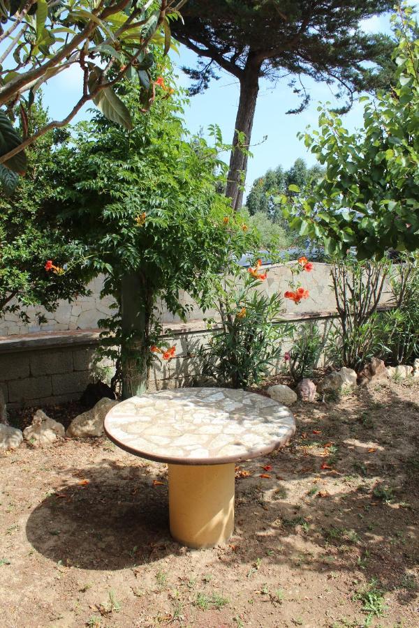 Biancareddu La Mansarda B&B 외부 사진
